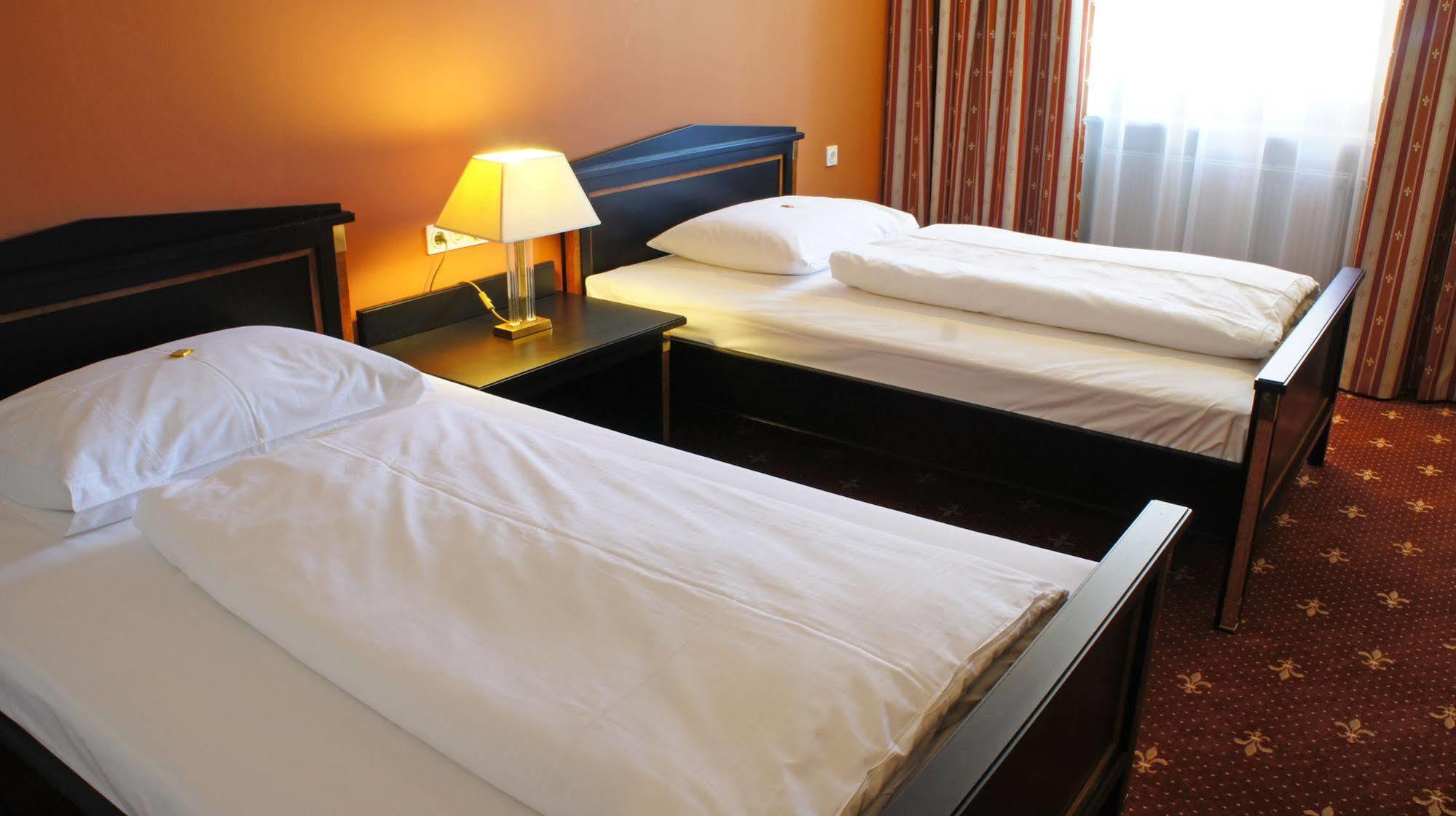 Dormero Hotel Бургхаузен Екстериор снимка